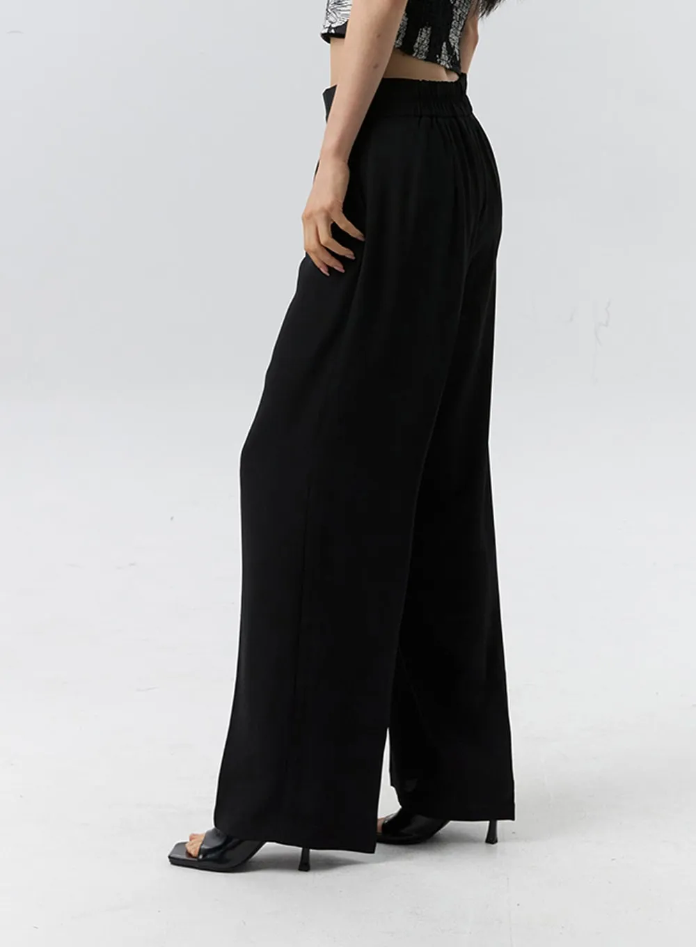 Mid-Rise Tailored Pants IL321